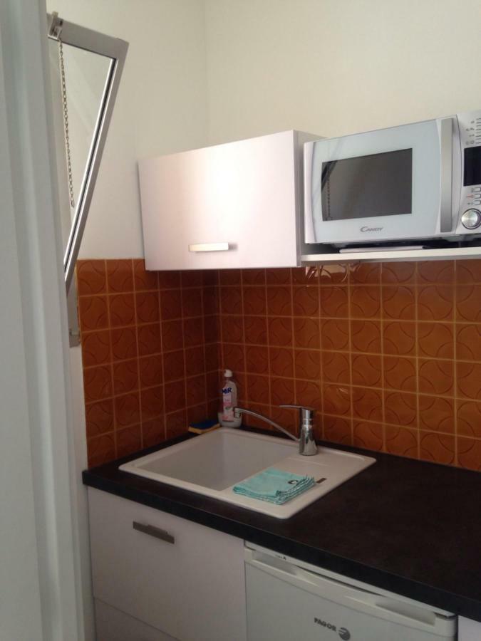 Les Caroubiers Apartment Рокбрюн-Кап-Мартин Екстериор снимка